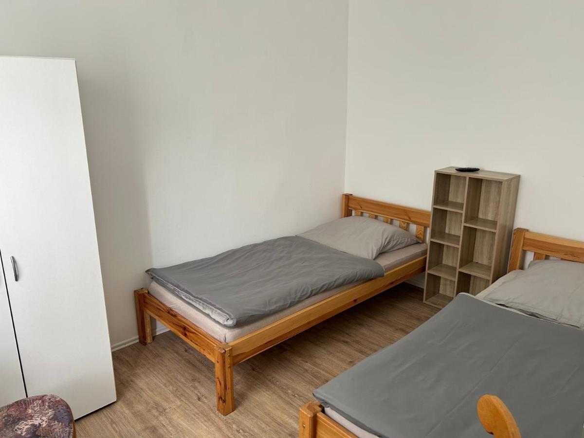 Gaestewohnung Gesamte Unterkunft- Tv- Internet * Osterburg